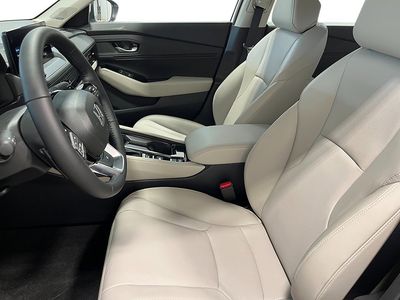 2026 Honda Accord Hybrid - Photo 13