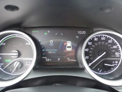 2022 Toyota Camry Hybrid - Photo 17