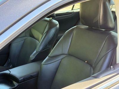 2023 Lexus ES - Photo 17