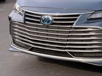 2021 Toyota Avalon Hybrid - Photo 9