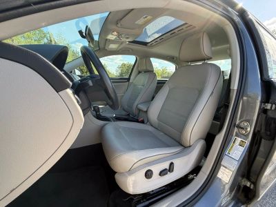 2017 Volkswagen Passat - Photo 17