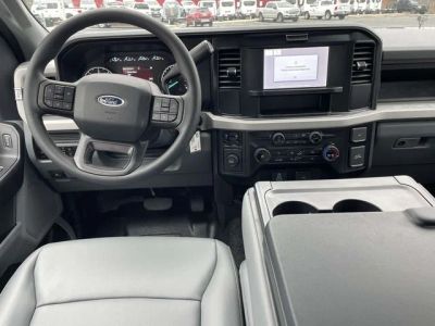 2026 Ford F-350SD - Photo 4