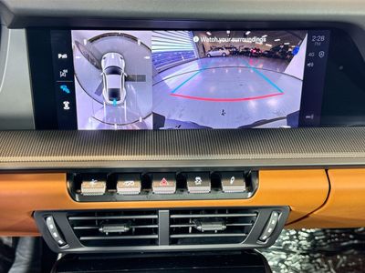 2026 Porsche 911 — photo 17 view