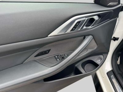 2023 BMW M4 — photo 12 view