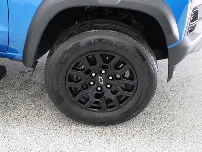 2024 Chevrolet Colorado 4WD - Photo 5