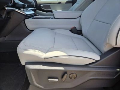 2026 Ford Expedition — photo 12 view