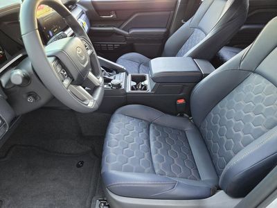 2026 Toyota 4Runner i-FORCE MAX - Photo 8