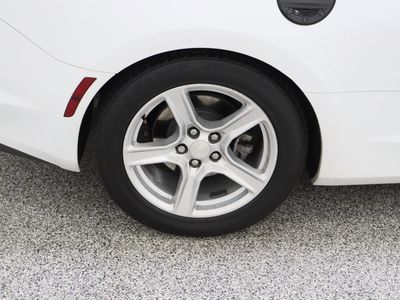 2023 Chevrolet Camaro RWD - Photo 6