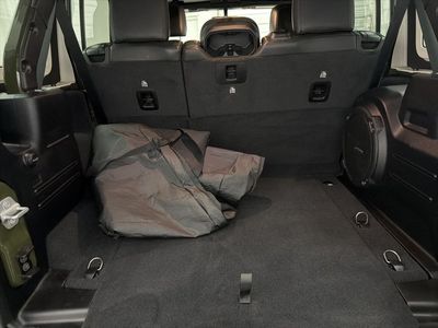 2022 Jeep Wrangler - Photo 25
