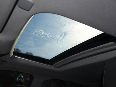 2019 Chevrolet Silverado 1500 — engine compartment view