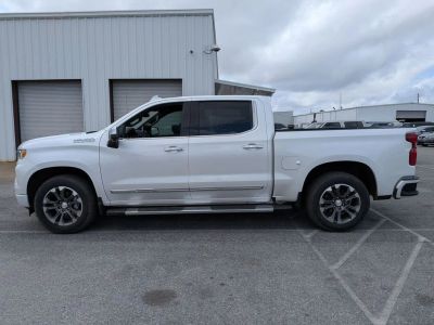 2024 Chevrolet Silverado 1500 - Photo 2