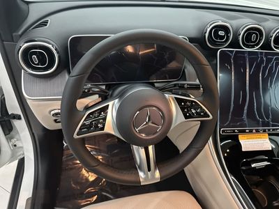 2026 Mercedes-Benz GLC — photo 10 view