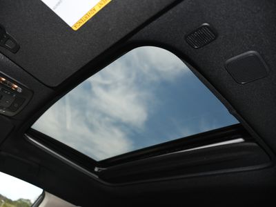 2025 Toyota Sienna — photo 7 view