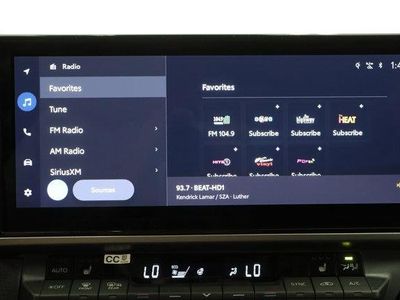 2026 Toyota Camry FWD - Photo 19