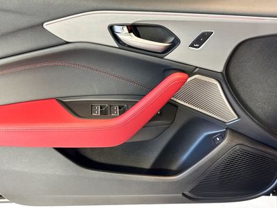 2025 Acura TLX — photo 11 view