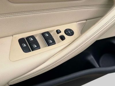 2023 BMW 5 Series — photo 14 view