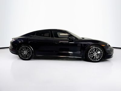 2020 Porsche Taycan — photo 8 view