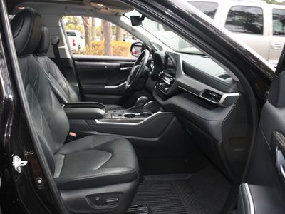 2021 Toyota Highlander Hybrid - Photo 31