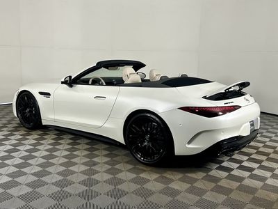 2025 Mercedes-Benz SL-Class - Photo 5