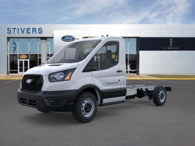 2026 Ford Transit Chassis - Photo 2