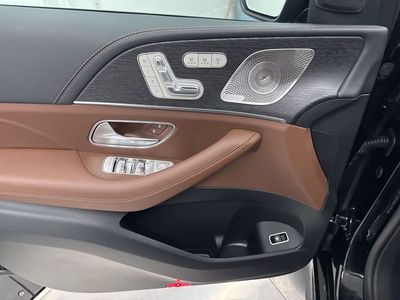 2026 Mercedes-Benz GLE — photo 17 view
