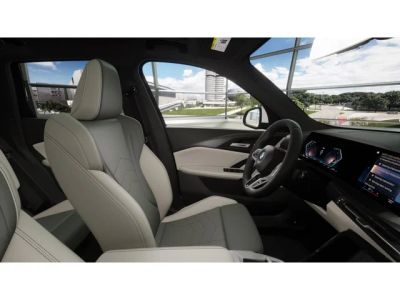 2026 BMW X1 — photo 9 view