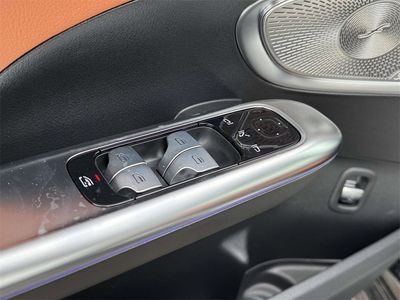 2026 Mercedes-Benz C-Class — photo 18 view