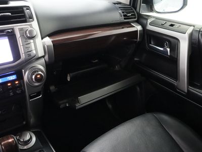 2017 Toyota 4Runner 4WD - Photo 25