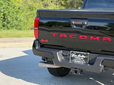 2025 Toyota Tacoma TRD Sport - Photo 13