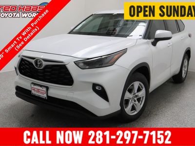 2024 Toyota Highlander FWD - Photo 1