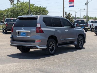 2019 Lexus GX - Photo 5