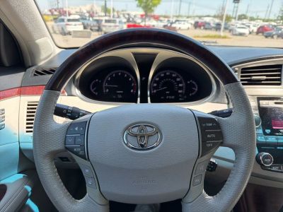 2011 Toyota Avalon - Photo 17