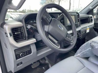 2026 Ford F-350SD - Photo 15