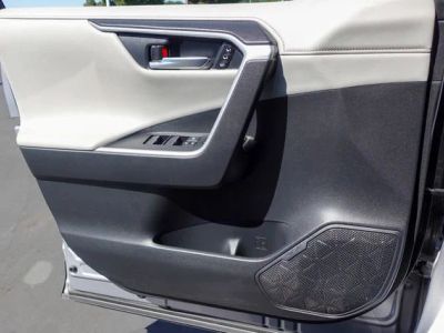 2019 Toyota RAV4 - Photo 24