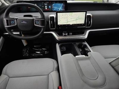 2026 Ford Expedition — photo 29 view