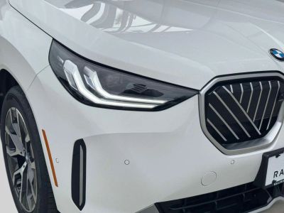 2026 BMW X3 — photo 9 view
