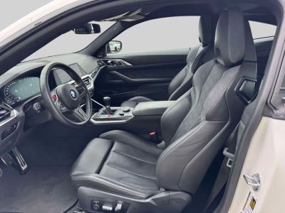 2023 BMW M4 — photo 11 view