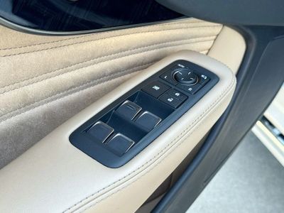 2023 Lexus LS - Photo 14