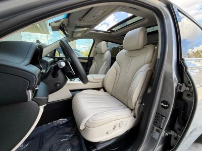 2023 Genesis GV80 — detail view