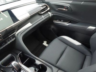 2026 Toyota Crown Signia - Photo 25