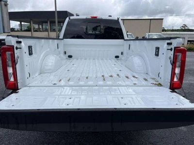 2025 Ford F-350SD - Photo 8