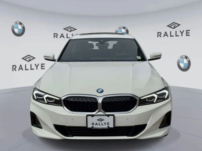 2025 BMW 3 Series - Photo 2
