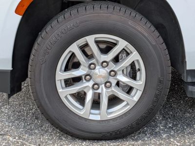 2023 Chevrolet Suburban - Photo 9