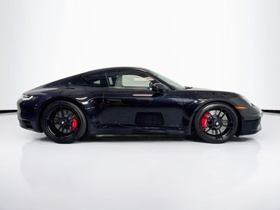 2023 Porsche 911 — photo 8 view