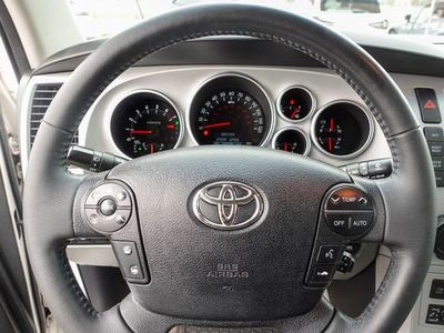 2008 Toyota Sequoia — photo 15 view