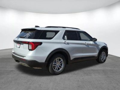 2026 Ford Explorer — side profile view