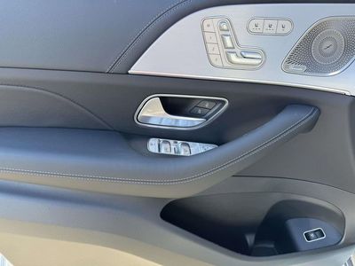 2026 Mercedes-Benz GLE - Photo 17
