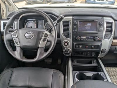 2017 Nissan Titan XD - Photo 24