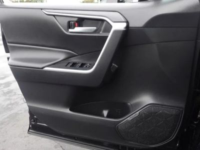 2024 Toyota RAV4 - Photo 24