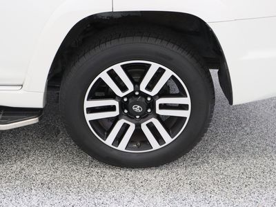 2017 Toyota 4Runner 4WD - Photo 10